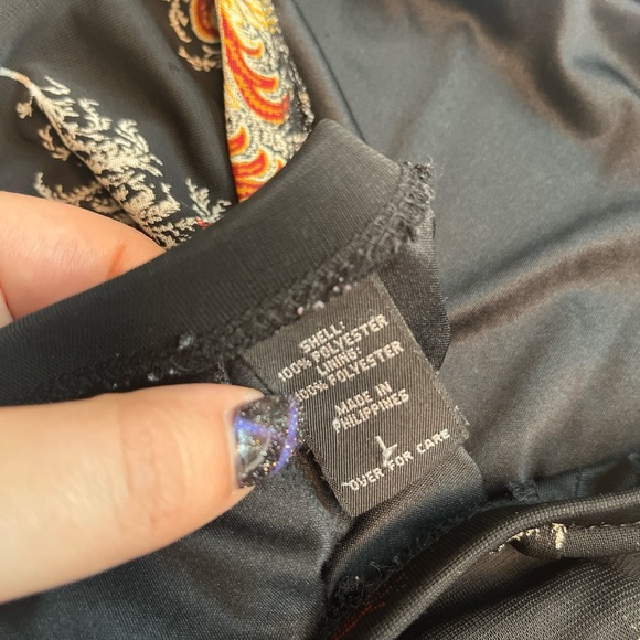 Express Floral Skirt Large - Picture 3 of 5